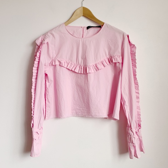 Zara Tops - pastel pink ruffled raw hem cropped blouse